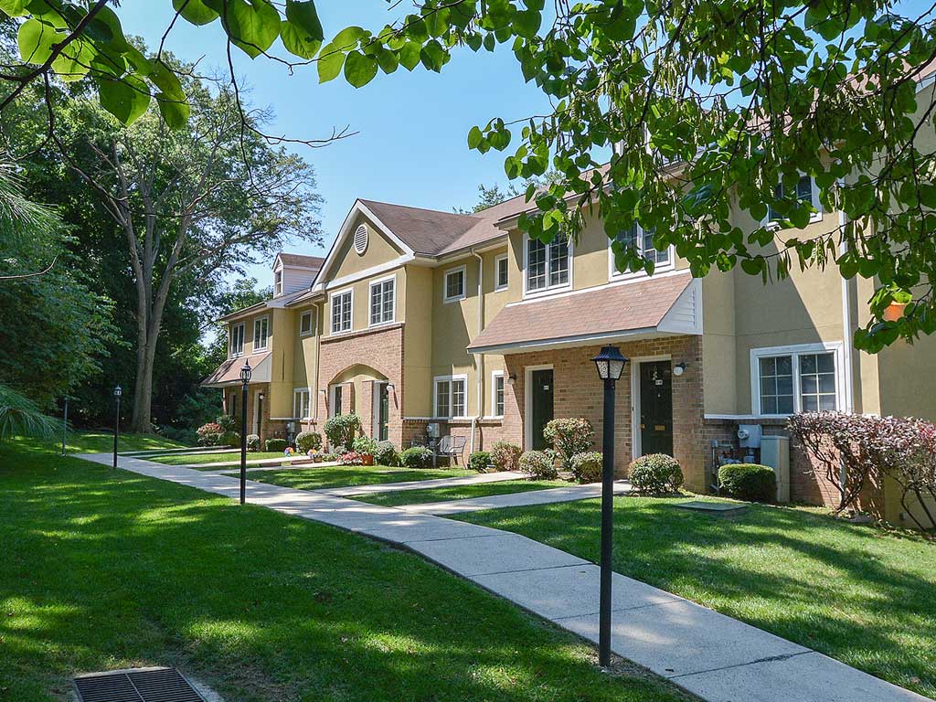 Willow Run Apartments property exterior